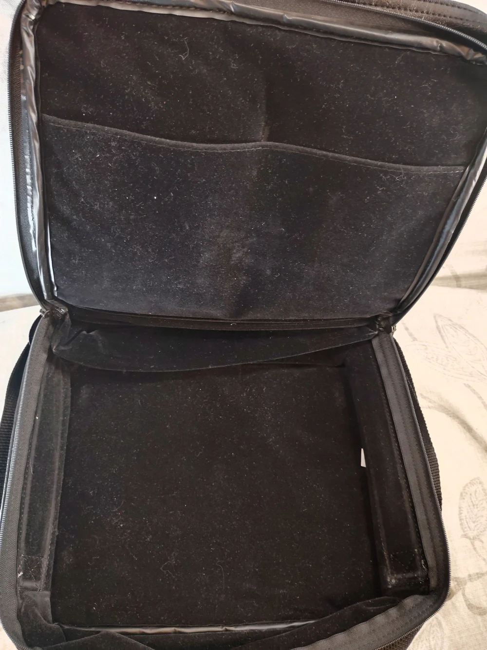 Koszegi Gray Messenger/Laptop/Crossbody Bag with Adjustable Strap